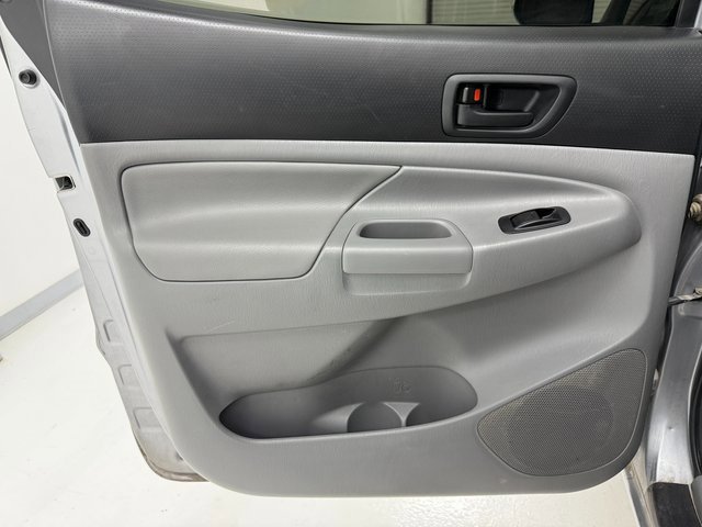 Used 2014 Toyota Tacoma PreRunner w/ TRD Sport Package image 35