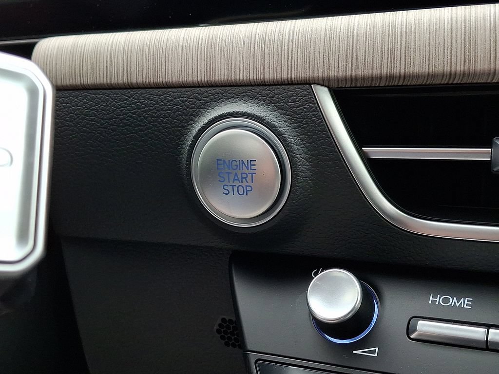 New 2025 Hyundai Sonata SEL FWD image 15