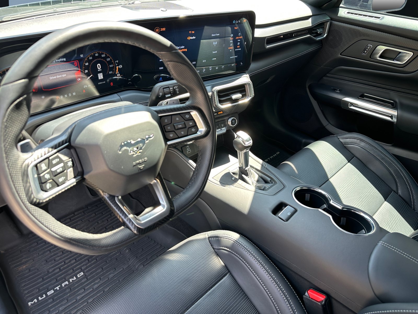 Used 2025 Ford Mustang GT Premium RWD image 14