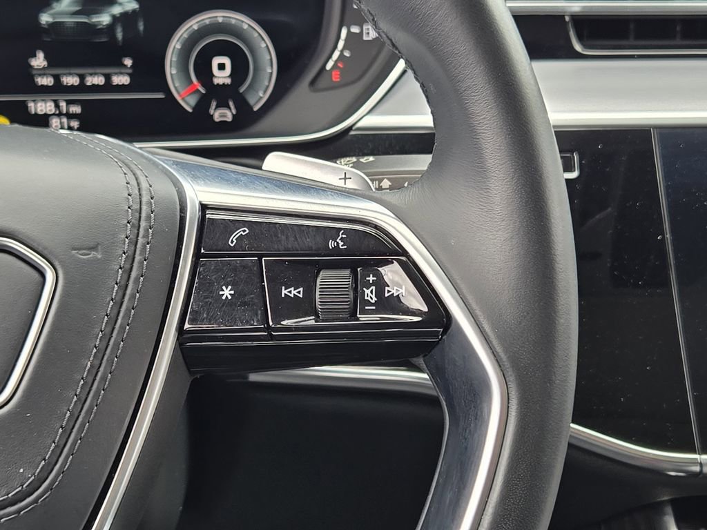 Certified 2022 Audi A8 L 3.0T image 37