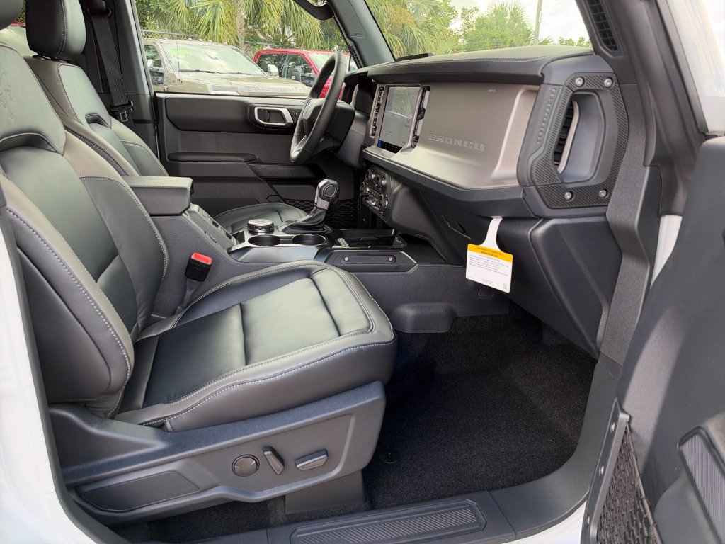 New 2026 Ford Bronco Outer Banks AWD/4WD image 23