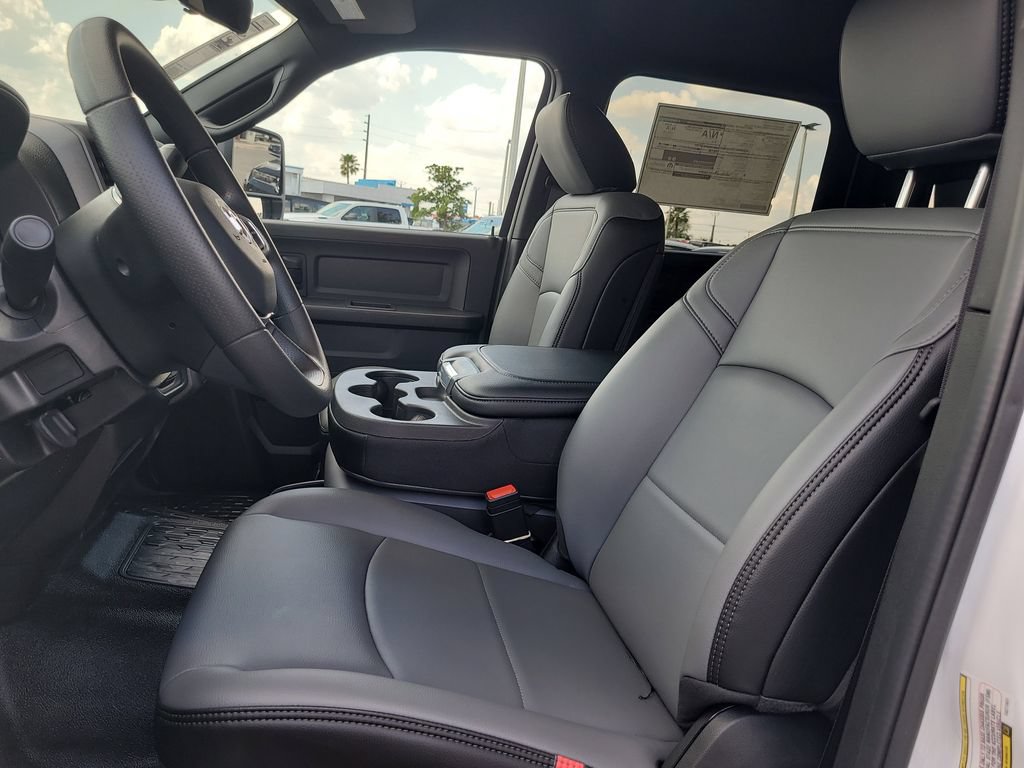 New 2026 RAM 5500 Tradesman AWD/4WD image 18