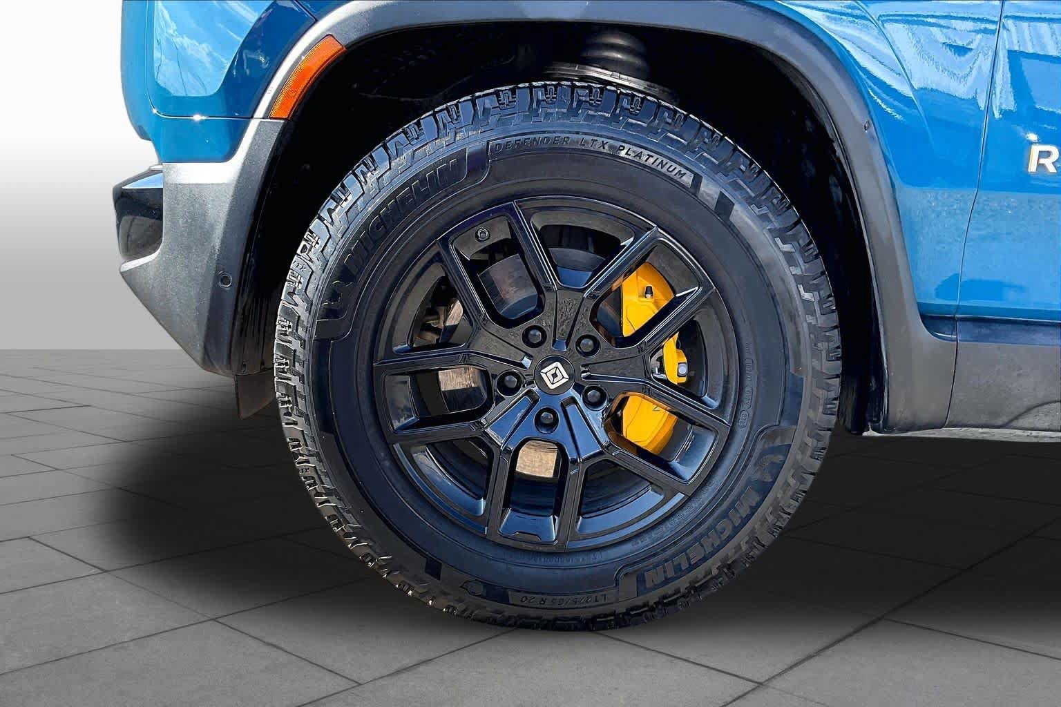 Used 2022 Rivian R1T Adventure AWD/4WD image 10