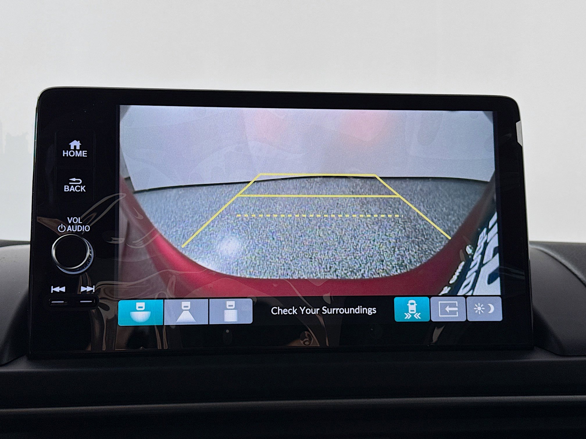 New 2025 Honda Pilot Touring image 14