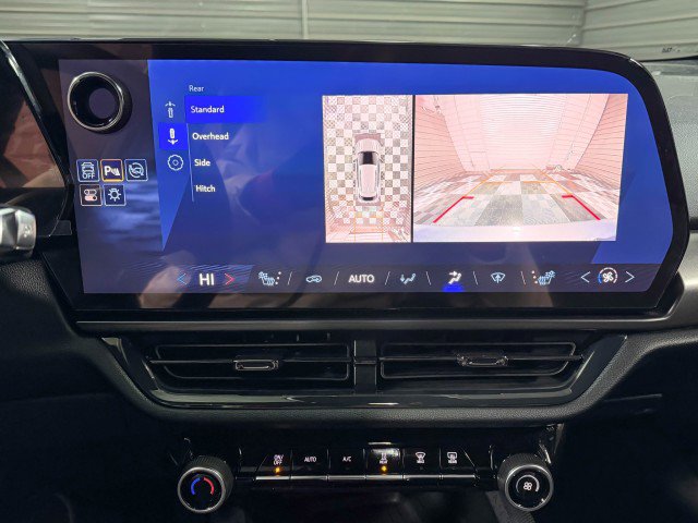 Used 2024 Chevrolet Equinox EV RS w/ Active Safety Package 3 image 24