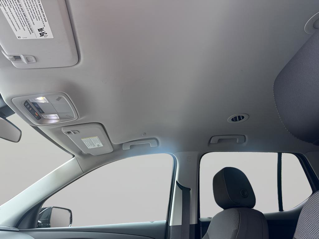 Used 2018 Chevrolet Traverse LS AWD/4WD image 28