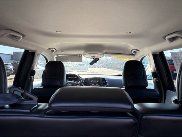 Used 2020 Jeep Cherokee Latitude Plus w/ Cold Weather Group image 29