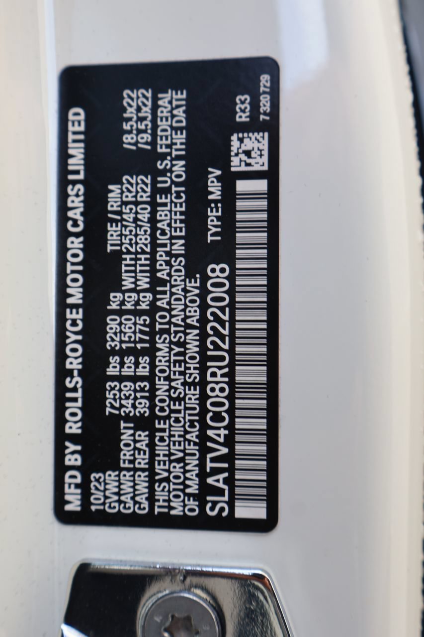 Certified 2024 Rolls-Royce Cullinan AWD/4WD image 26
