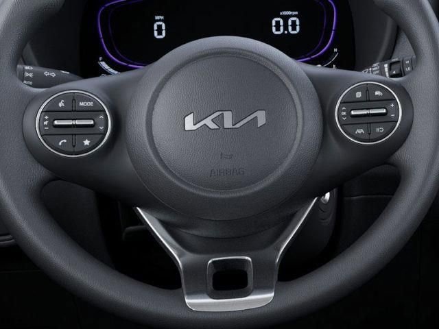 New 2025 Kia Soul LX w/ LX Technology Package FWD image 24