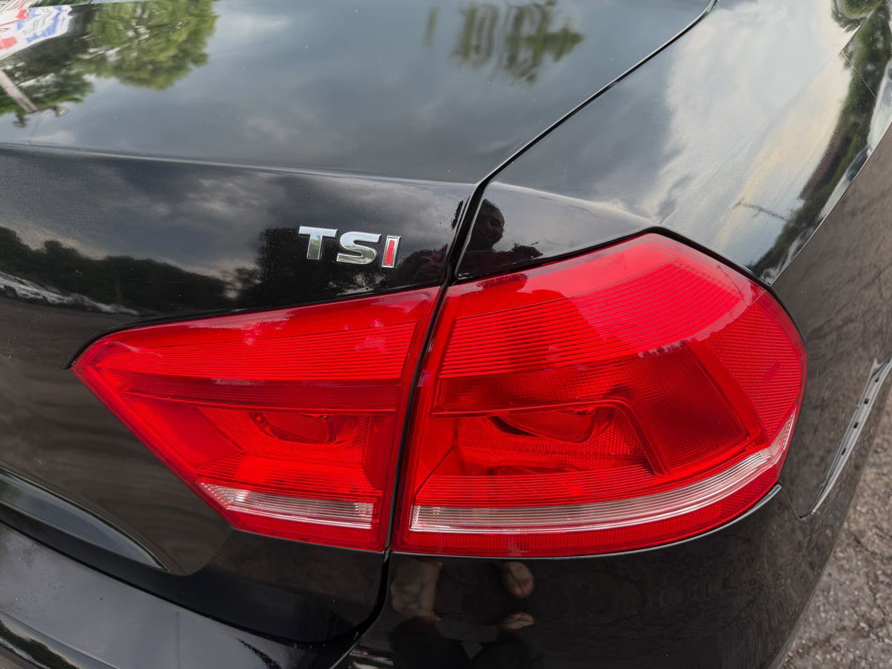 Used 2014 Volkswagen Passat 1.8T Wolfsburg Edition FWD image 10