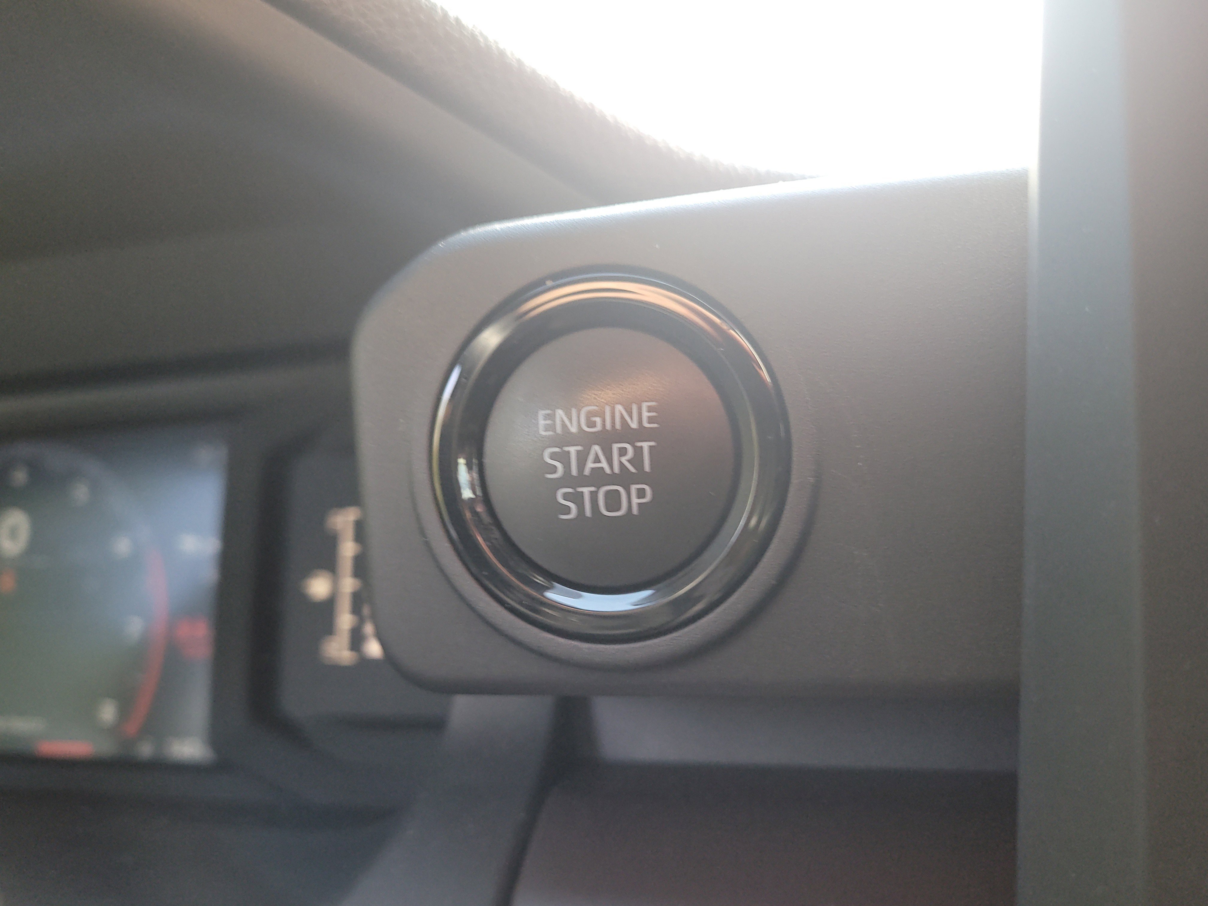 Used 2024 Toyota Tacoma SR5 AWD/4WD image 27