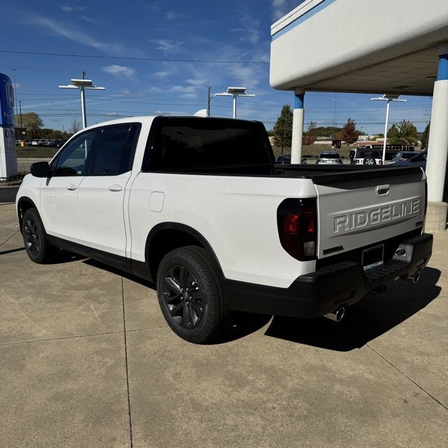 New 2026 Honda Ridgeline Sport image 5