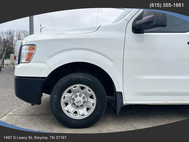Used 2018 Nissan NV 2500 SV image 7