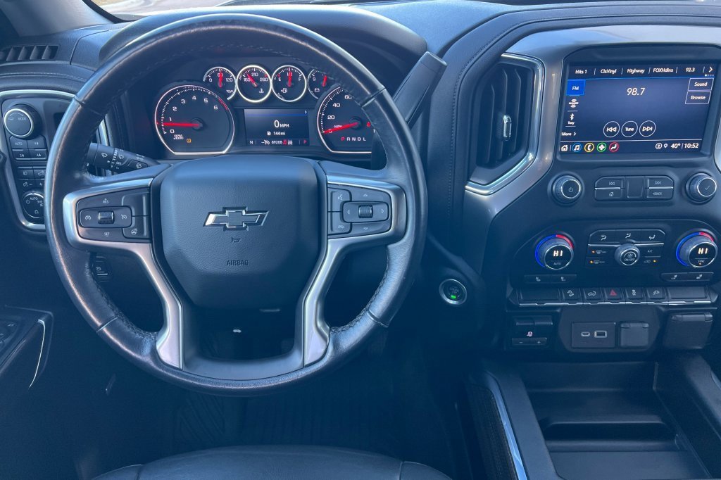 Used 2022 Chevrolet Silverado 1500 LT Trail Boss w/ Convenience Package II image 11