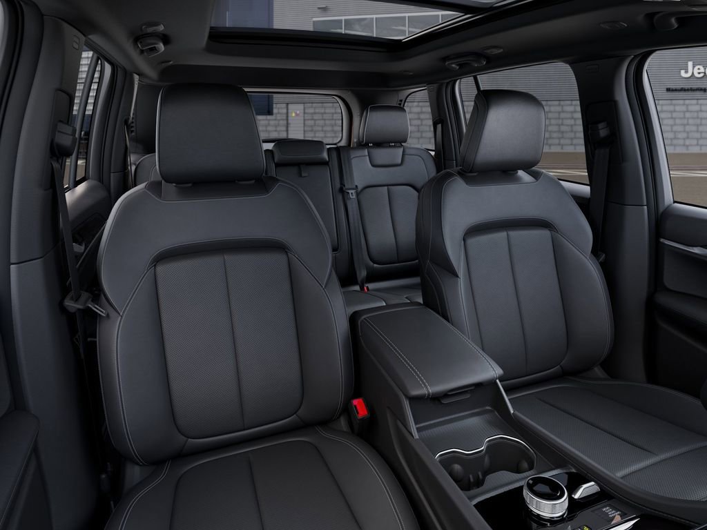 New 2026 Jeep Grand Cherokee Limited AWD/4WD image 16