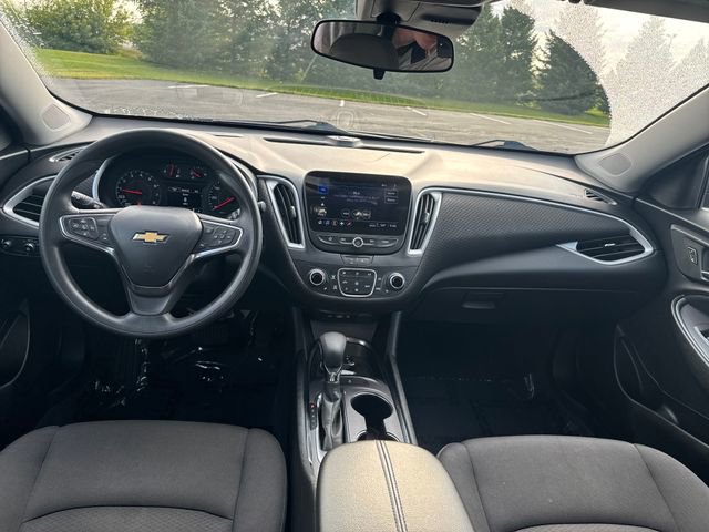 Used 2023 Chevrolet Malibu LT image 14