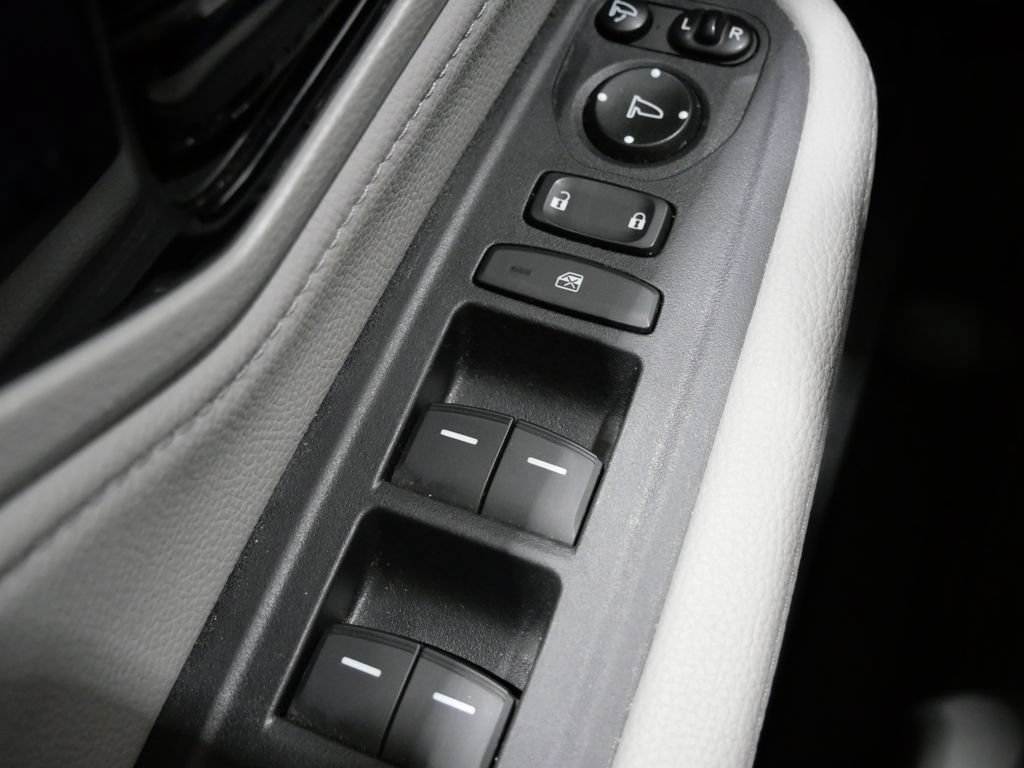 Used 2024 Honda Odyssey Elite image 14