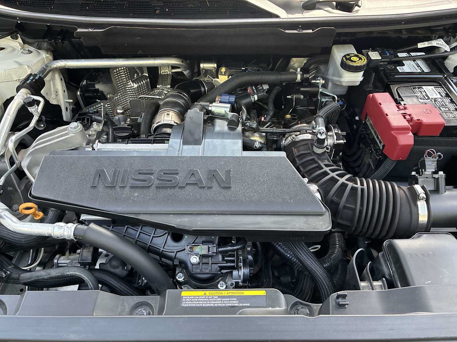 Used 2024 Nissan Rogue S AWD/4WD image 17