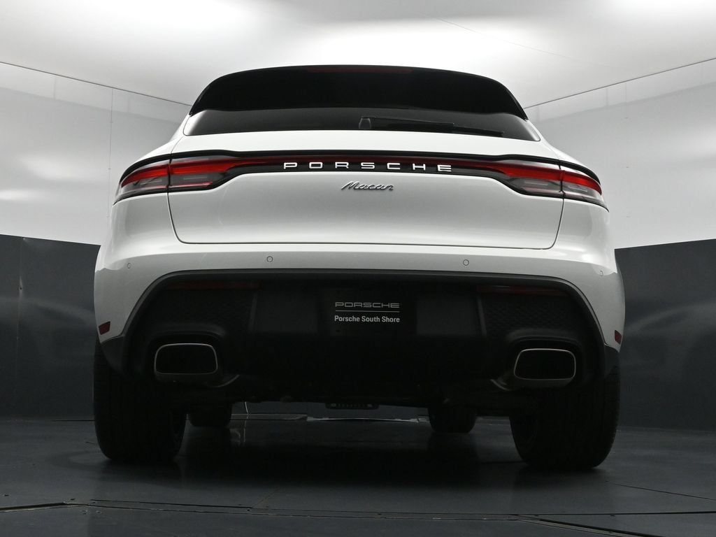 New 2026 Porsche Macan AWD/4WD image 25