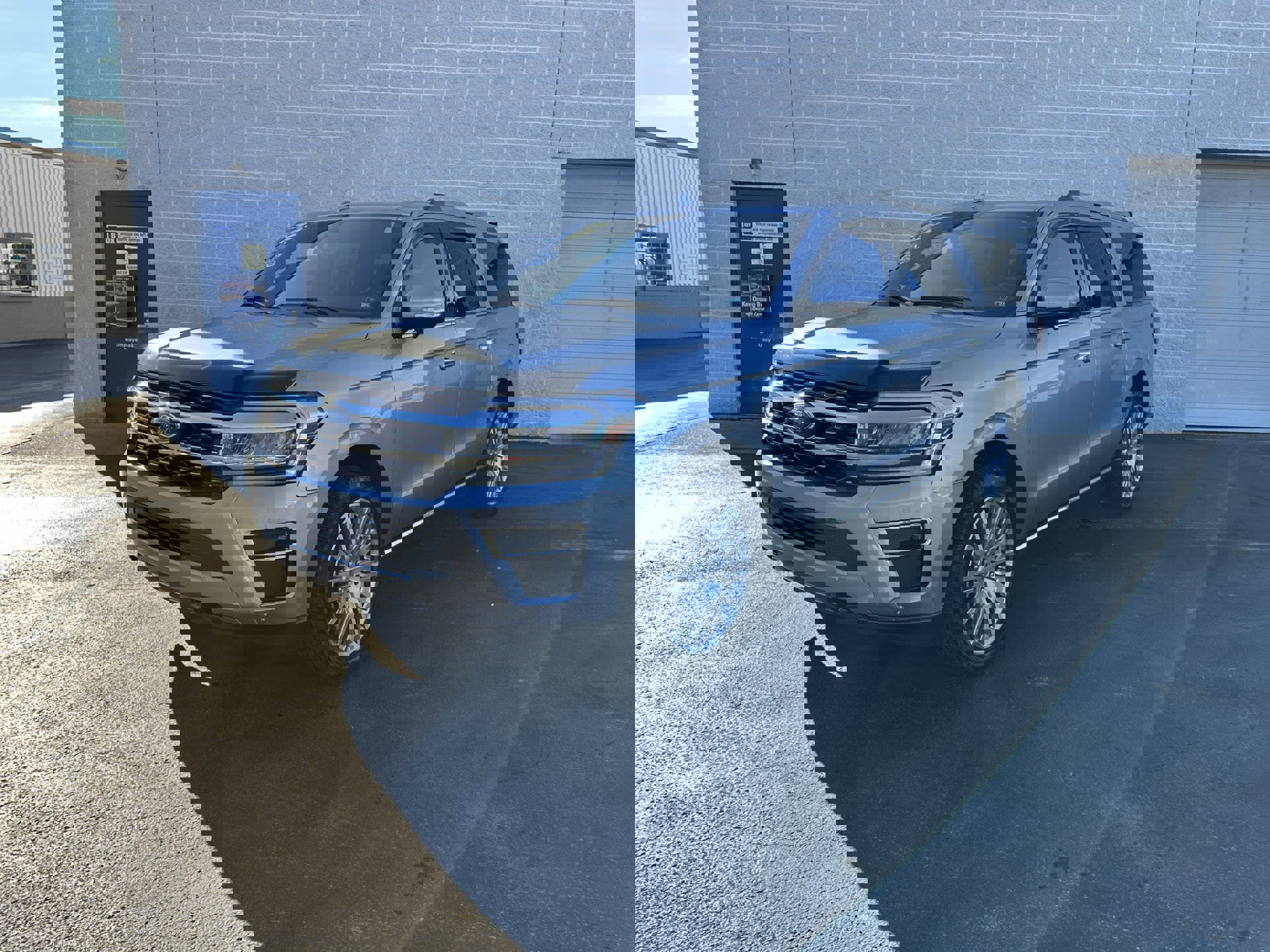 Certified 2024 Ford Expedition Max Limited image 3