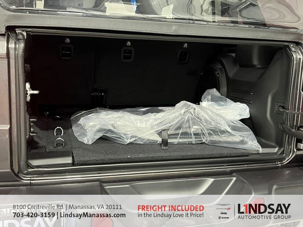 New 2026 Jeep Wrangler Unlimited Rubicon w/ Safety Group image 6