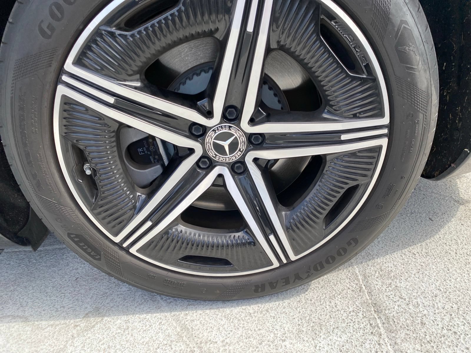 Certified 2023 Mercedes-Benz EQS 580 4MATIC Sedan image 5