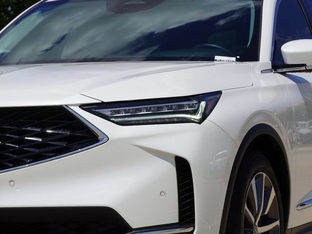 Used 2025 Acura MDX w/ Technology Package AWD/4WD image 4