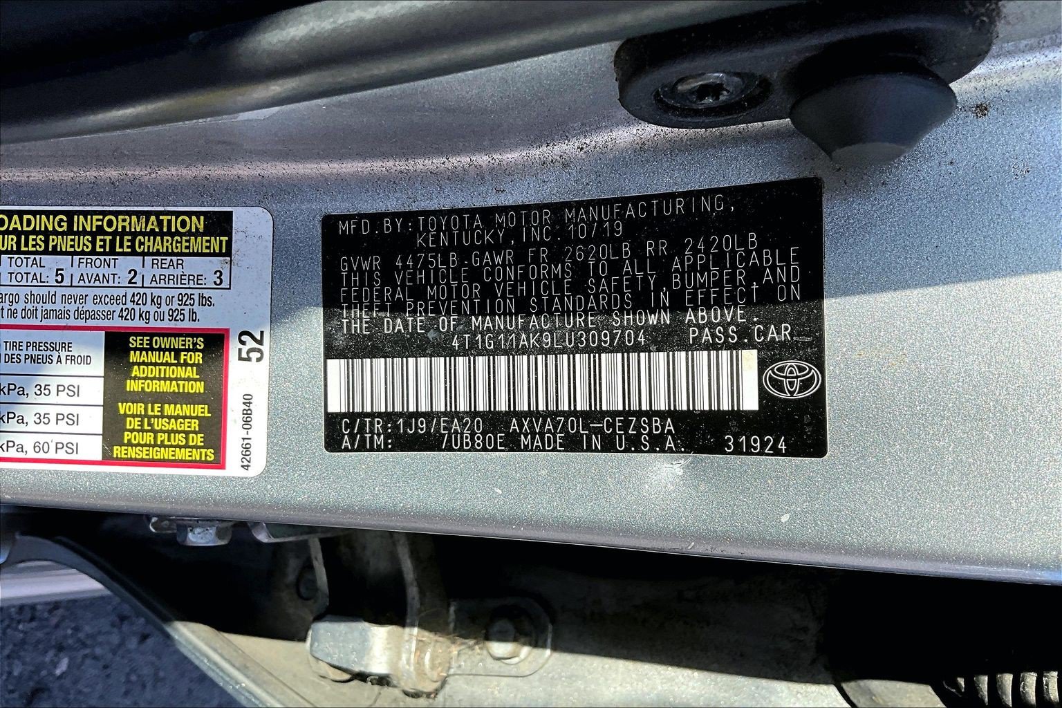 Used 2020 Toyota Camry SE FWD image 3