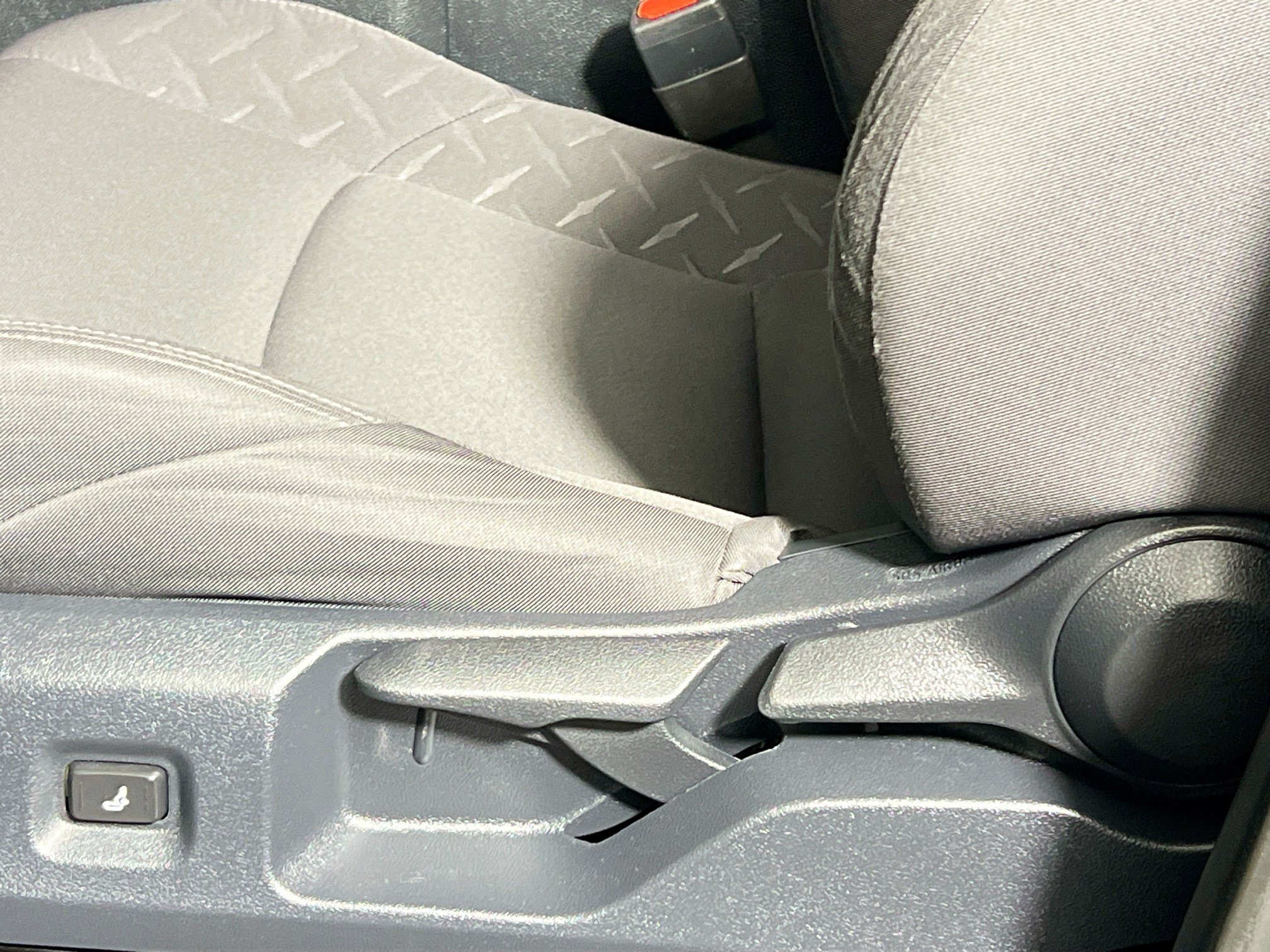 Used 2024 Toyota Tacoma SR5 AWD/4WD image 15