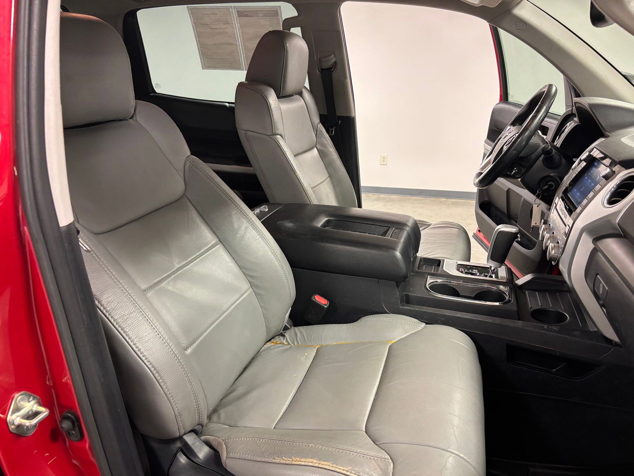 Used 2020 Toyota Tundra SR5 w/ SR5 Leather Package image 28