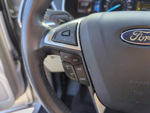 Used 2017 Ford Edge Titanium w/ Equipment Group 301A FWD image 16