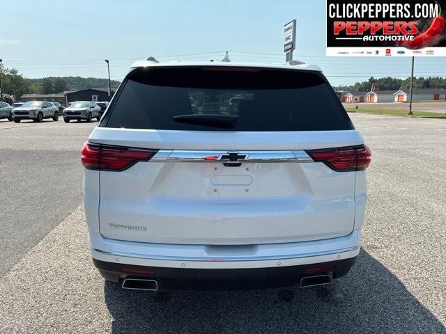 Used 2023 Chevrolet Traverse High Country FWD image 5