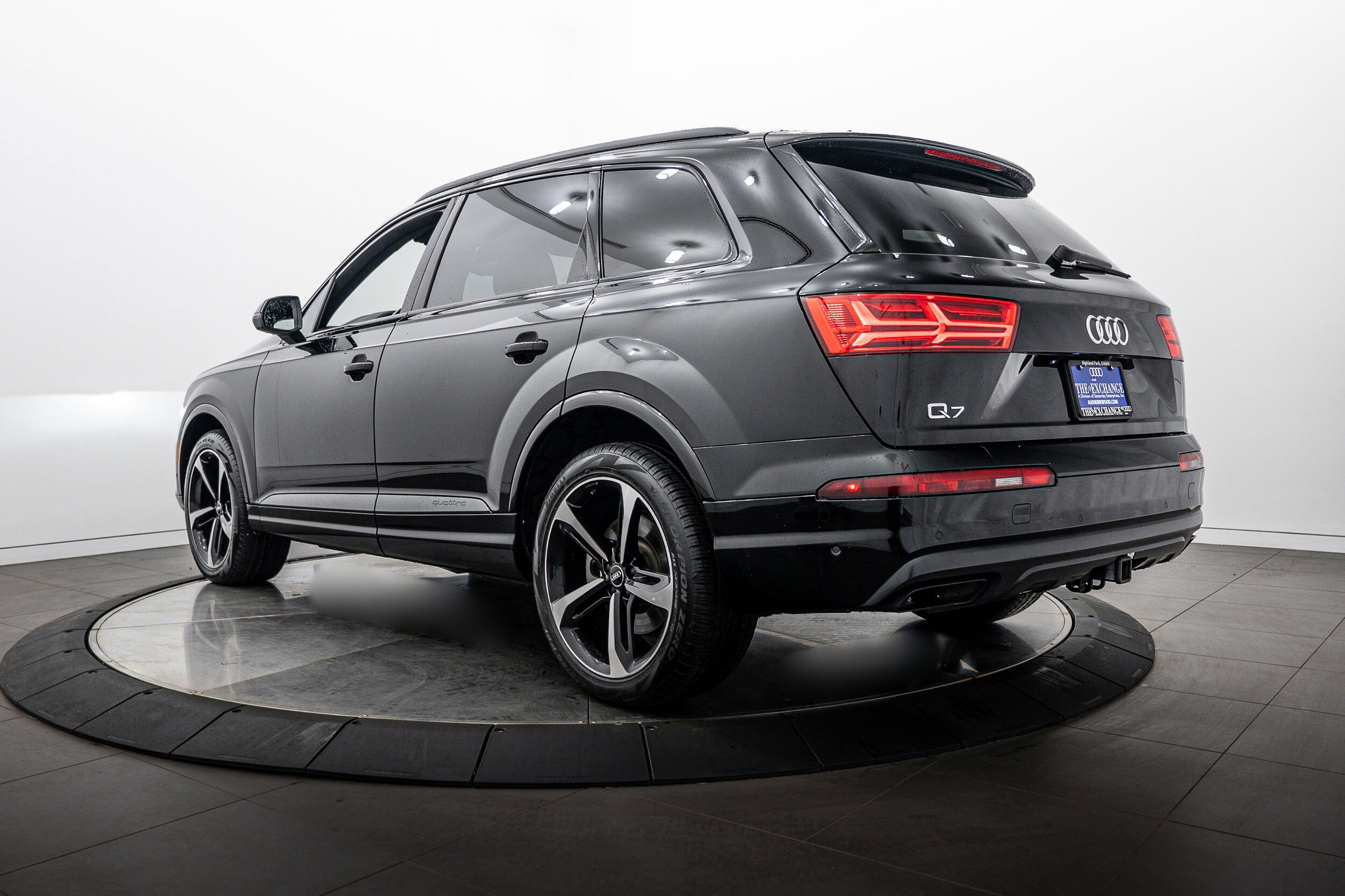 Used 2019 Audi Q7 3.0T Prestige AWD/4WD image 5