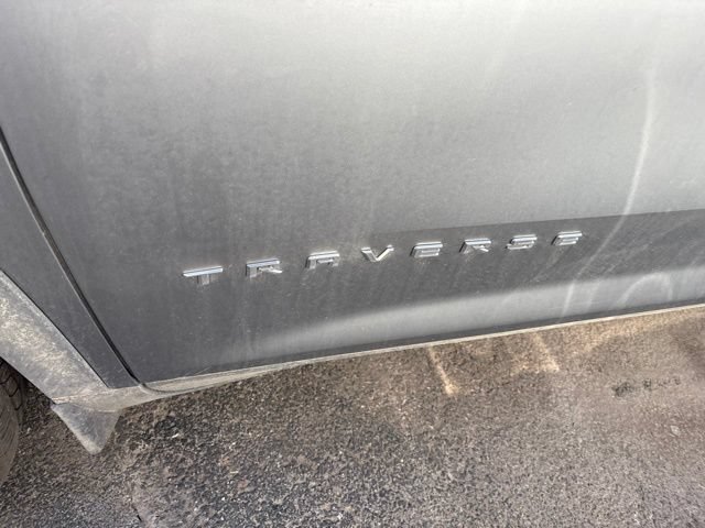 Used 2026 Chevrolet Traverse LT w/ Sun and Wheel Package AWD/4WD image 4