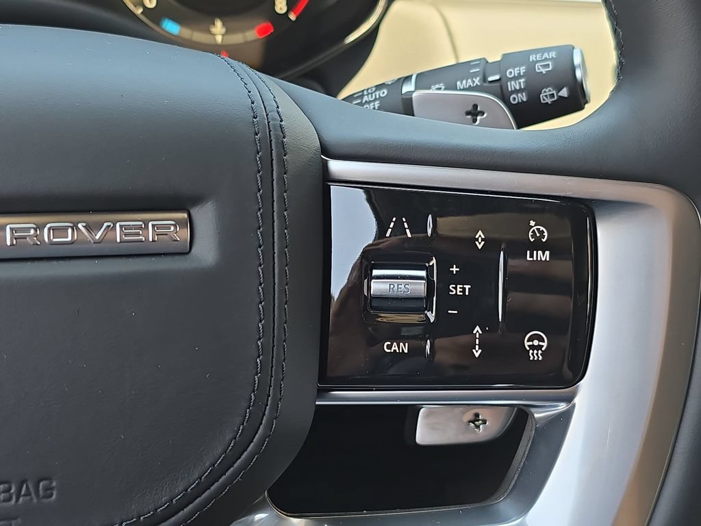 New 2026 Land Rover Range Rover Long Wheelbase SE AWD/4WD image 20