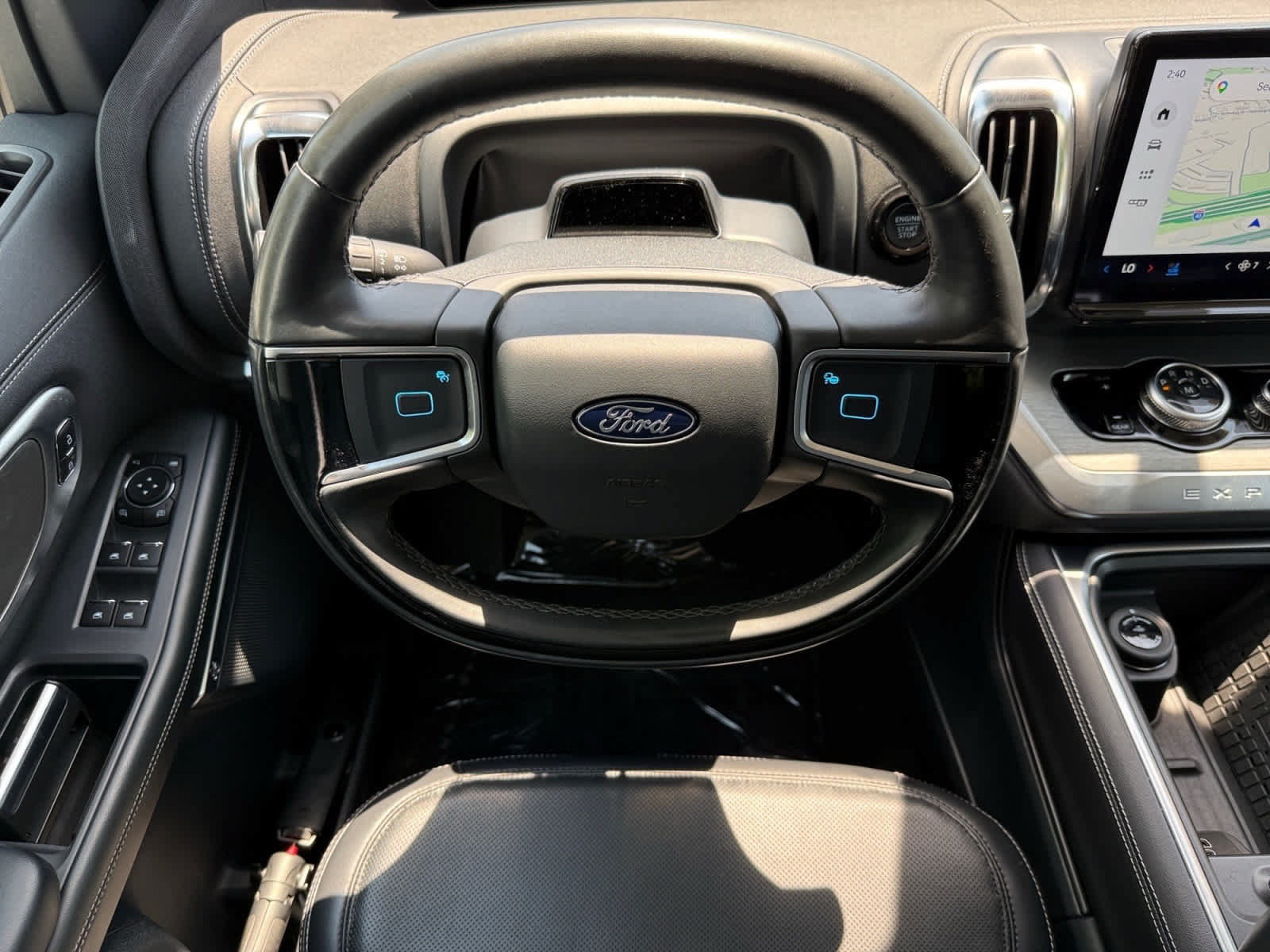 Used 2025 Ford Expedition Max Platinum AWD/4WD image 14