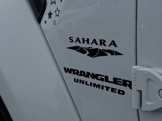 Used 2018 Jeep Wrangler Unlimited Sahara image 3