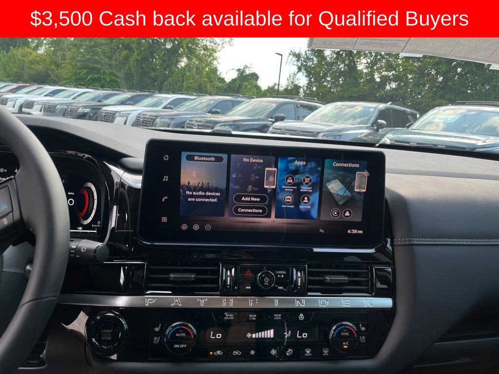 New 2026 Nissan Pathfinder Platinum FWD image 17