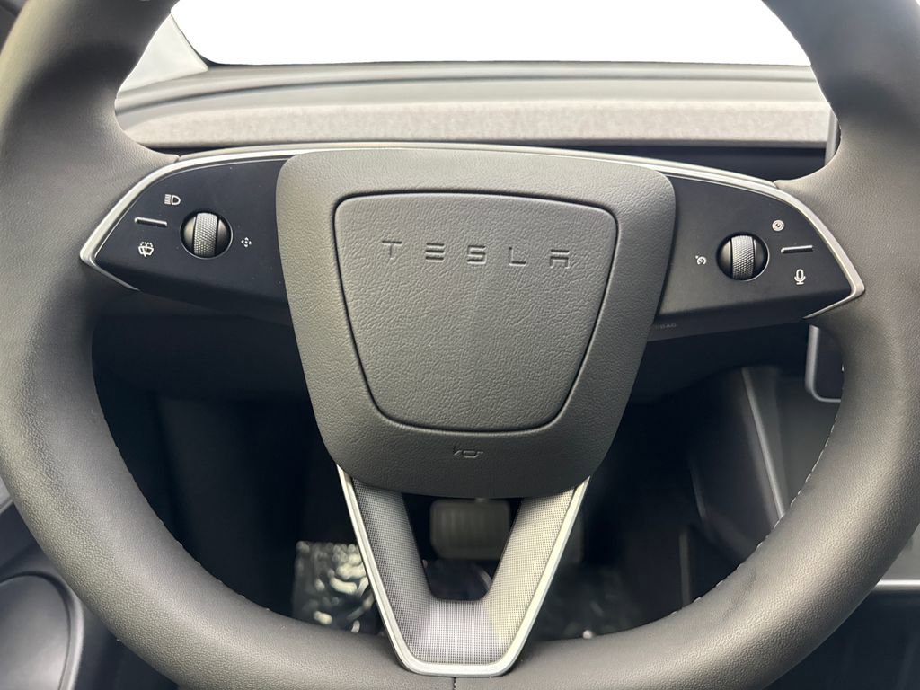 Used 2026 Tesla Model Y 2WD image 53