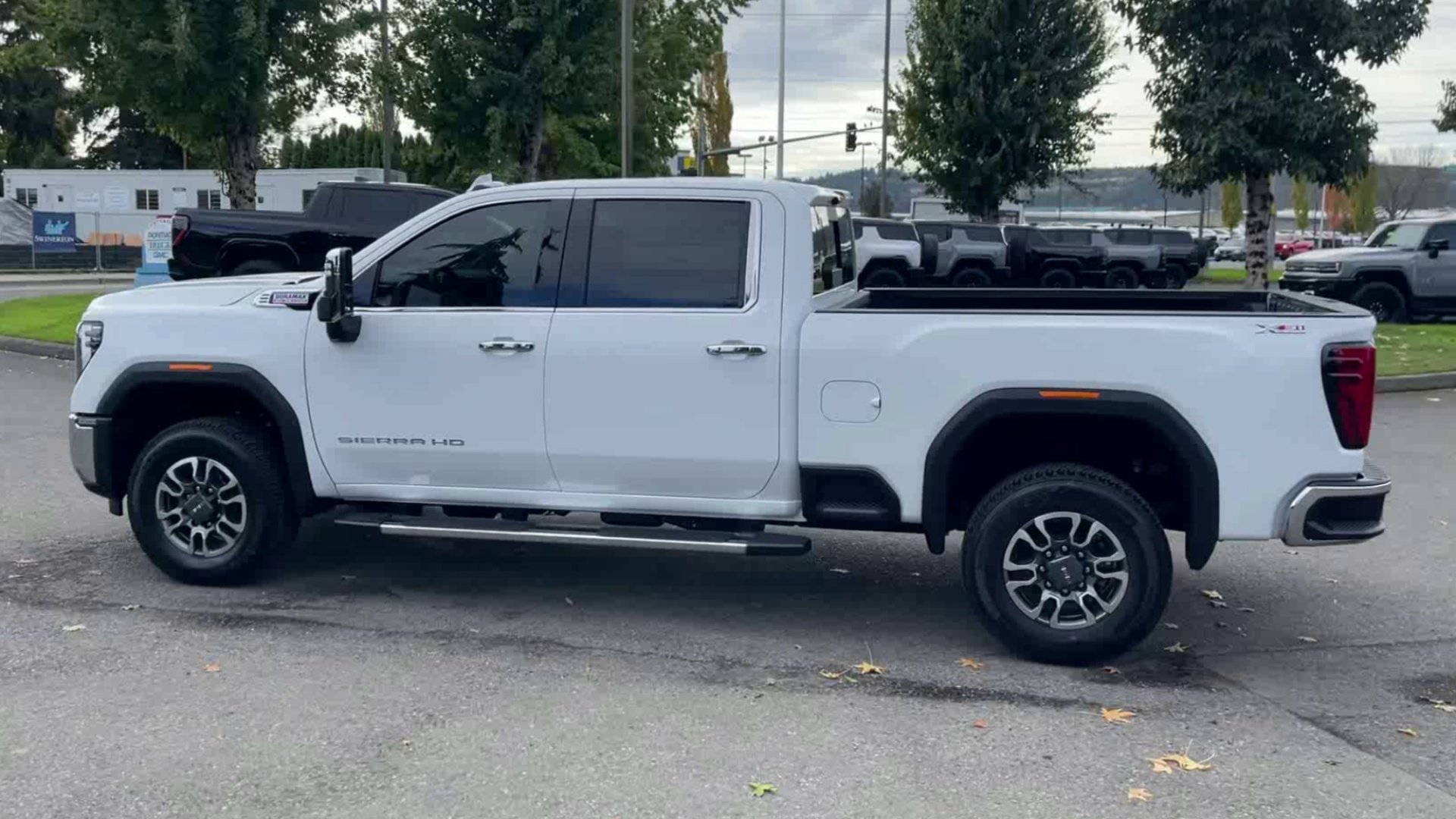 New 2026 GMC Sierra 3500 SLT w/ SLT Premium Package image 74