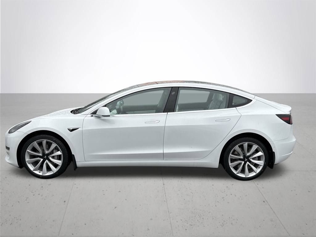Used 2018 Tesla Model 3 Long Range image 9