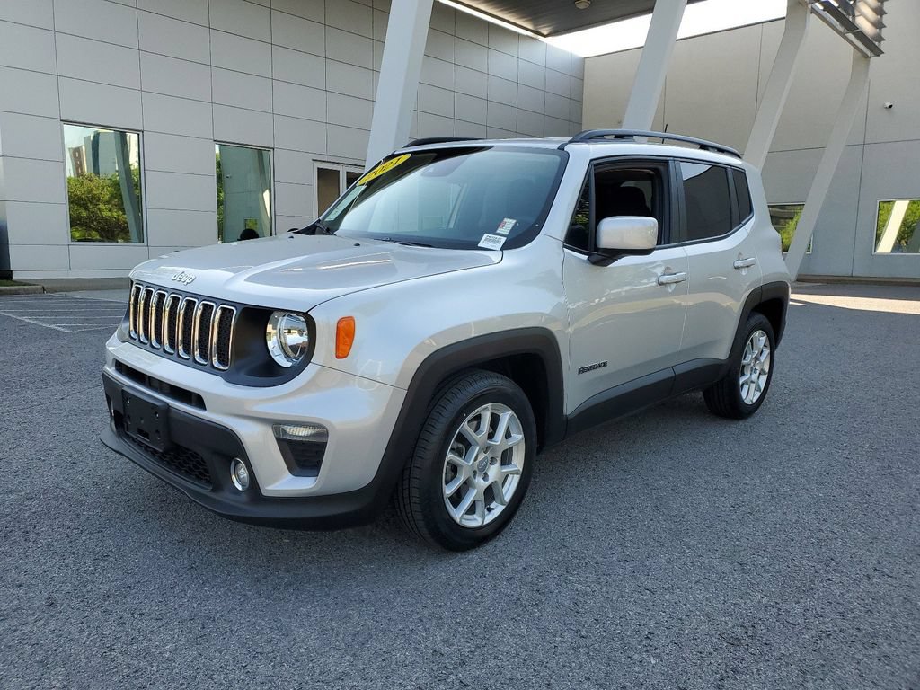 Used 2021 Jeep Renegade Latitude FWD image 2