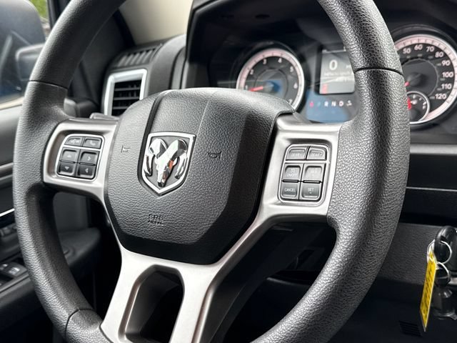 Used 2024 RAM 1500 Classic SLT AWD/4WD image 13