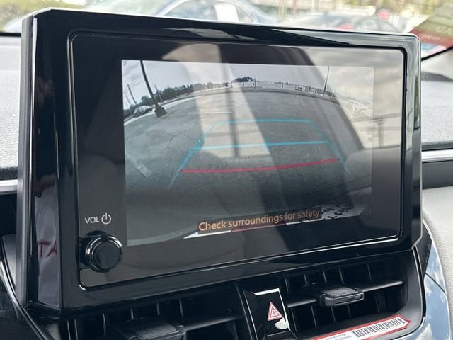 Certified 2025 Toyota Corolla Cross LE w/ Moonroof Package image 15