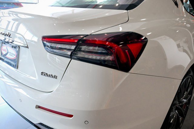 Used 2022 Maserati Ghibli Modena Q4 image 13