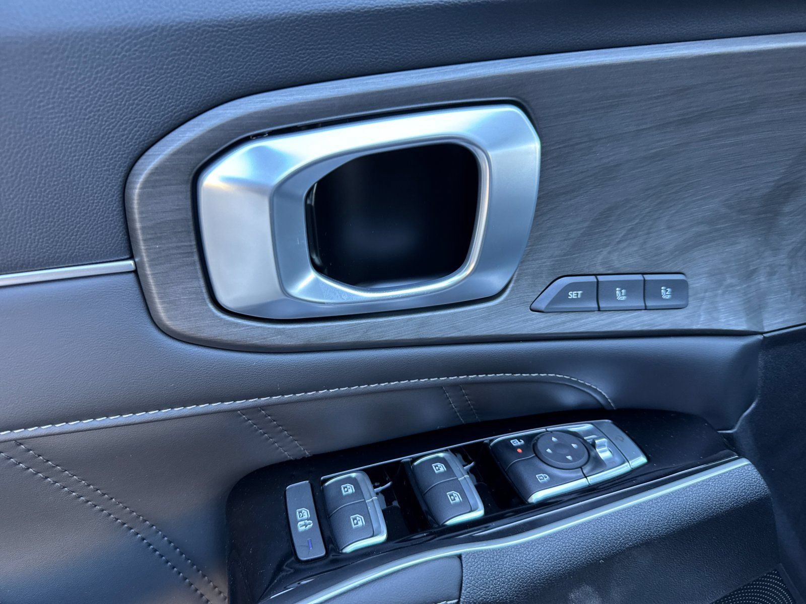New 2026 Kia Sorento SX Prestige AWD/4WD image 11