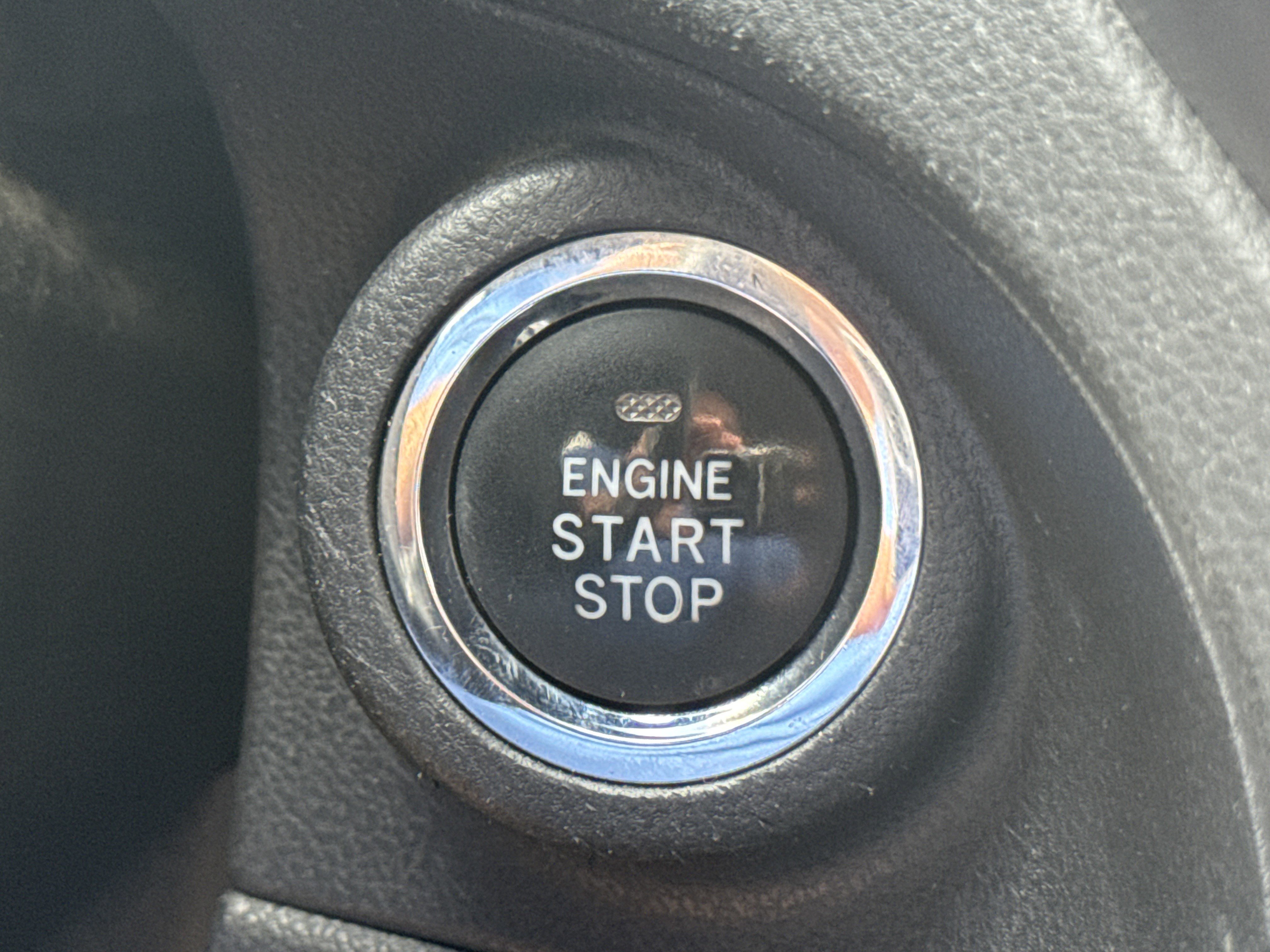 Used 2020 Subaru Ascent Premium w/ Convenience Package image 18