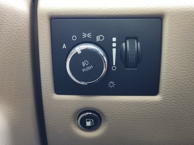 Used 2022 Jeep Grand Cherokee Laredo E w/ Security & Convenience Group AWD/4WD image 28