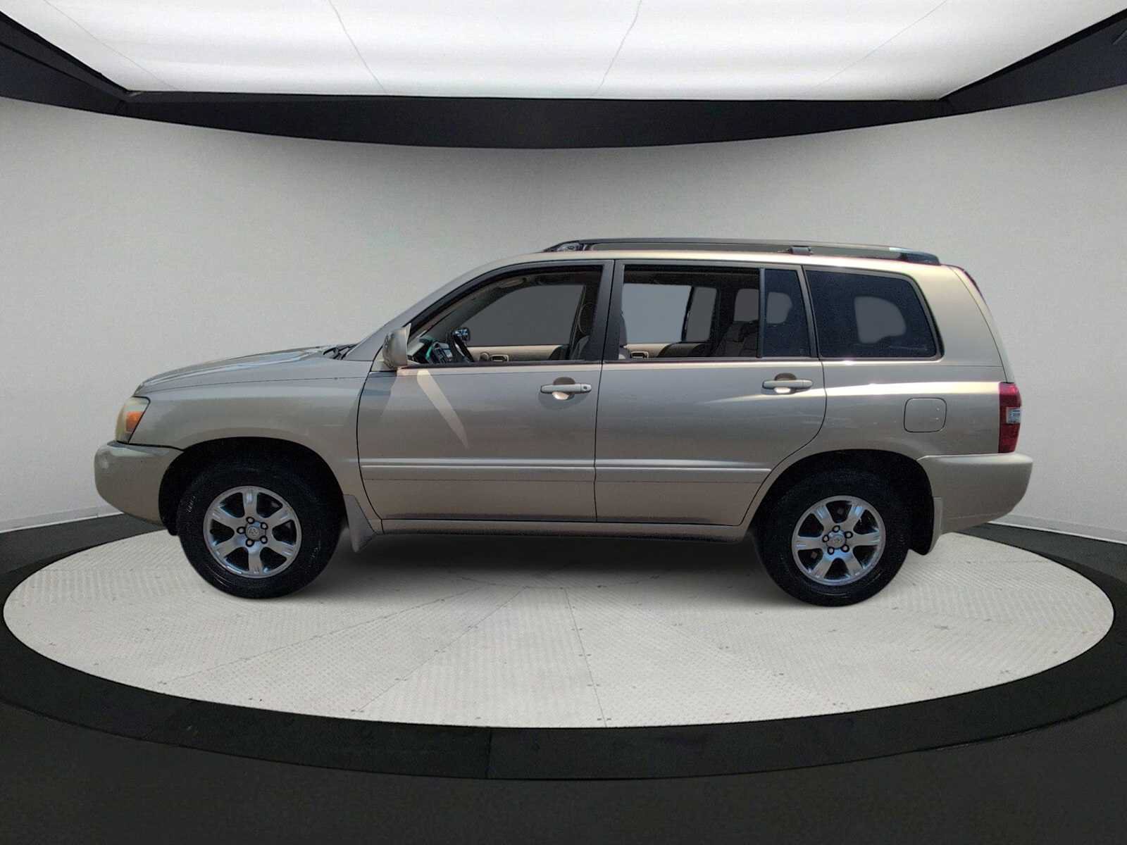 Used 2004 Toyota Highlander 2WD V6 image 5