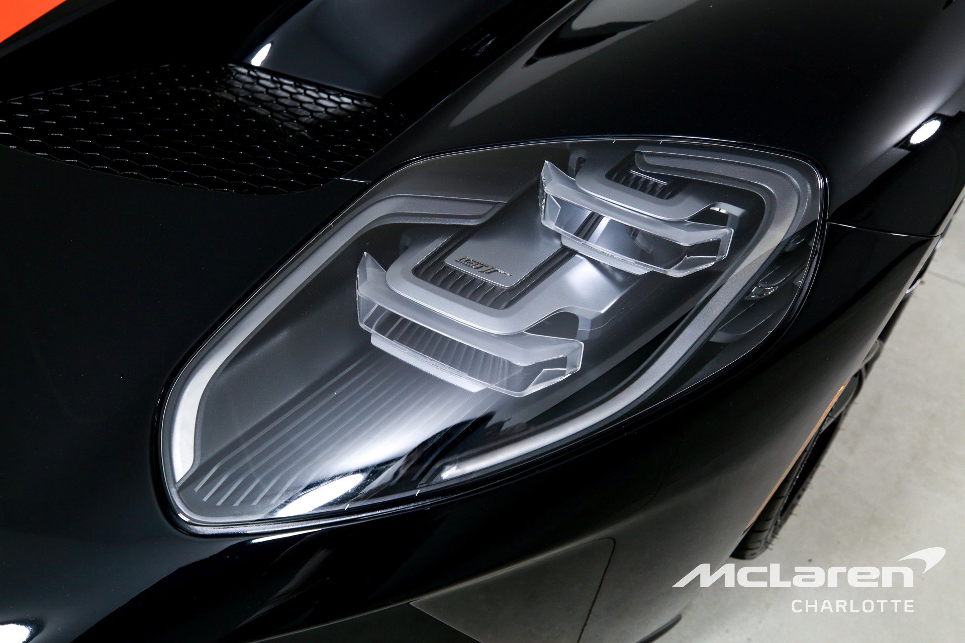 Used 2019 Ford GT RWD image 32